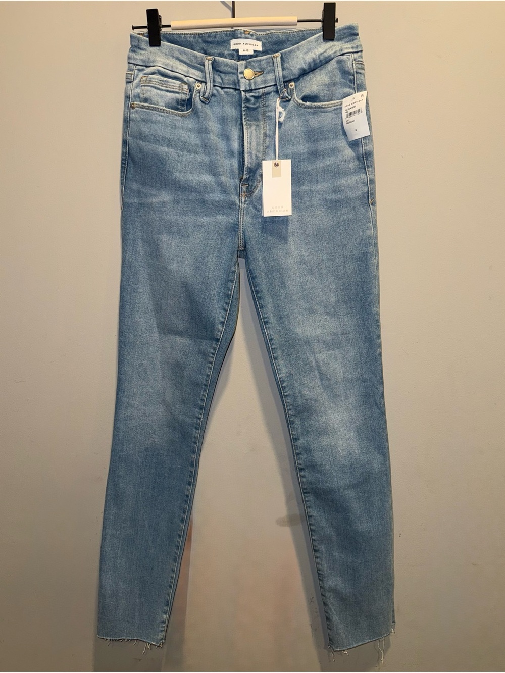 NWT Good American Always Fits Good Legs Skinny Jeans Size 6-12 Raw Hem